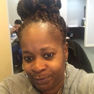 Meet your Posher, Renee